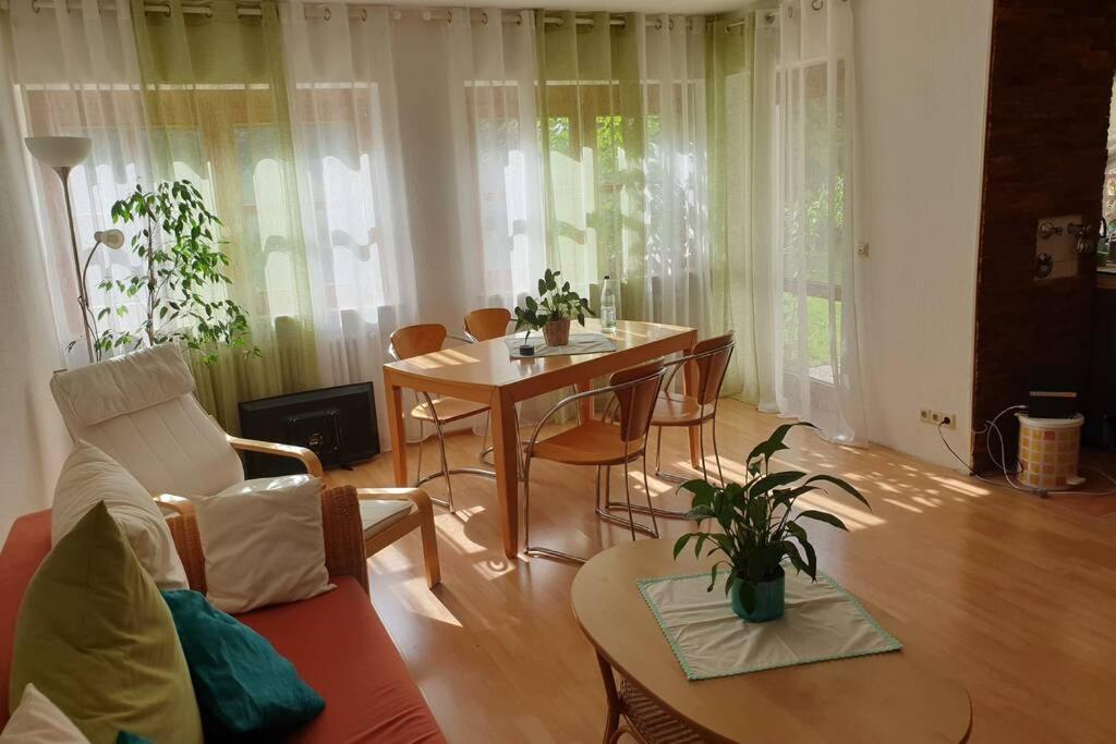 Ruhige Ferienwohnung Im Zentrum Von ケンプテン エクステリア 写真
